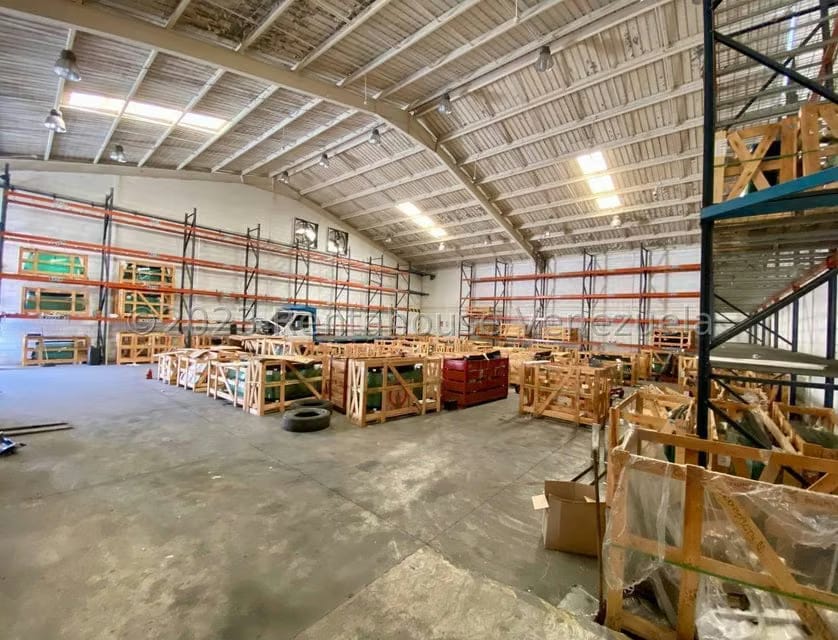 Comercial (Galpon - Deposito) en Venta en Zona Industrial 2, Lara - 14