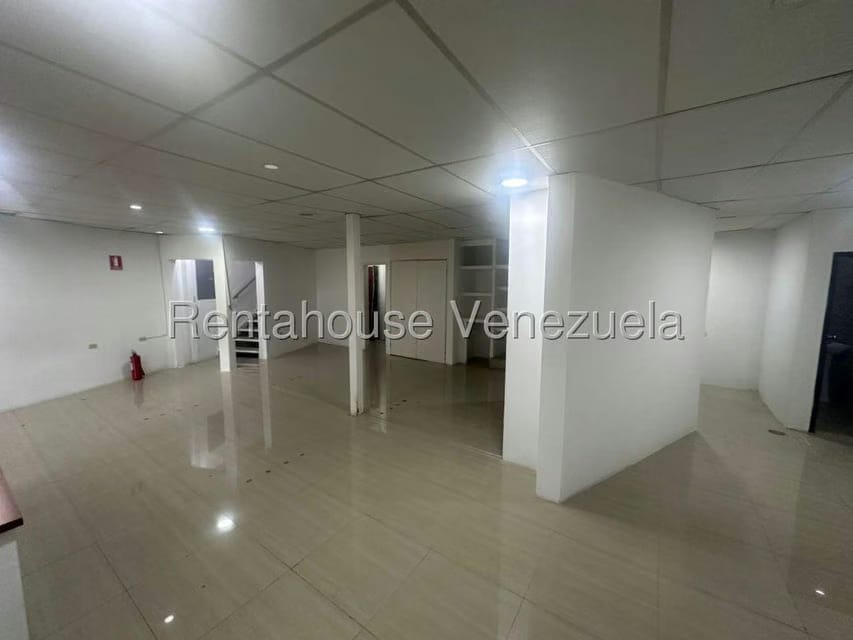 Comercial (Local Comercial) en Alquiler en Casa de Campo, Portuguesa - 2