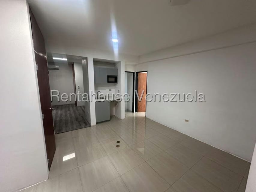 Comercial (Local Comercial) en Alquiler en Casa de Campo, Portuguesa - 12