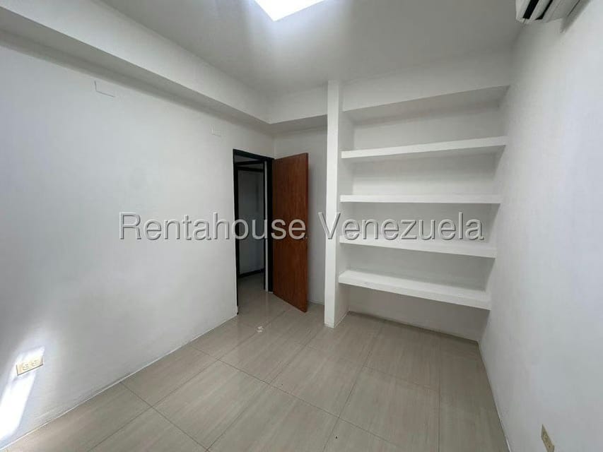 Comercial (Local Comercial) en Alquiler en Casa de Campo, Portuguesa - 16