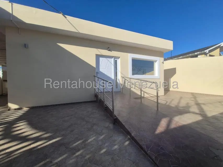 Casa (1 Nivel) en Alquiler en Casacoima, Falcon - 15