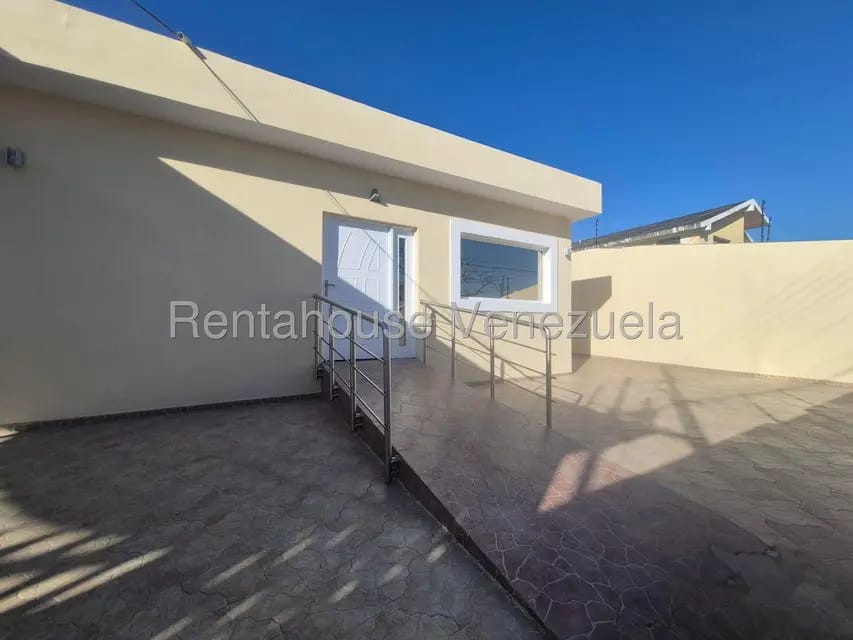 Casa (1 Nivel) en Alquiler en Casacoima, Falcon - 16
