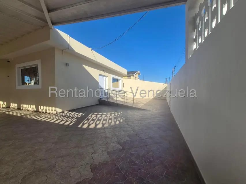 Casa (1 Nivel) en Alquiler en Casacoima, Falcon - 17