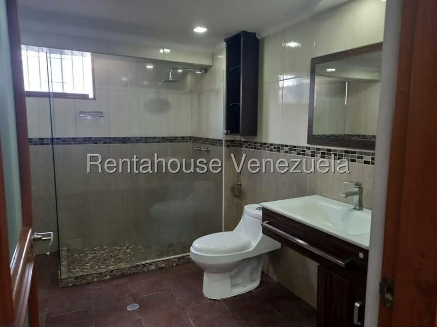 Casa (Multipes Niveles) en Venta en Mata Linda, Miranda - 30