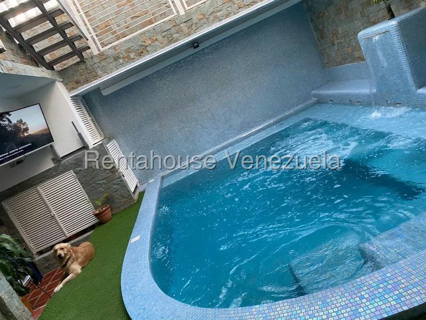 Casa (Multipes Niveles) en Venta en Mata Linda, Miranda - 33