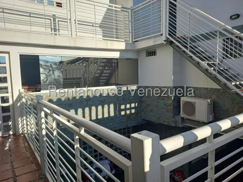 Casa (Multipes Niveles) en Venta en Mata Linda, Miranda - 37