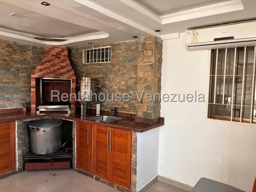 Casa (Multipes Niveles) en Venta en Mata Linda, Miranda - 44