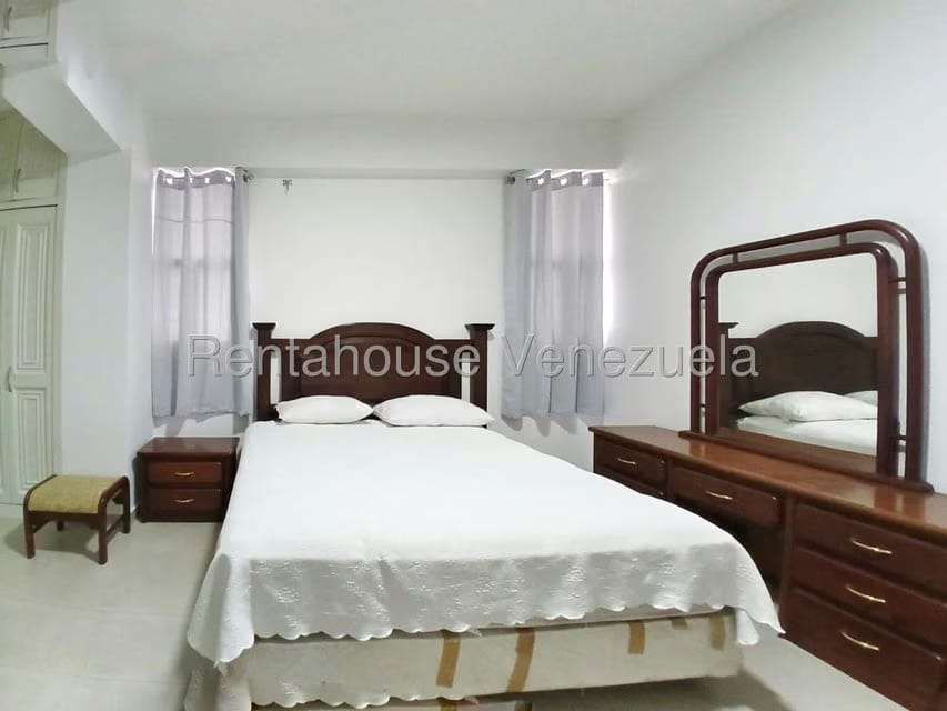 Apartamento (1 Nivel) en Alquiler en Del Este, Lara - 18