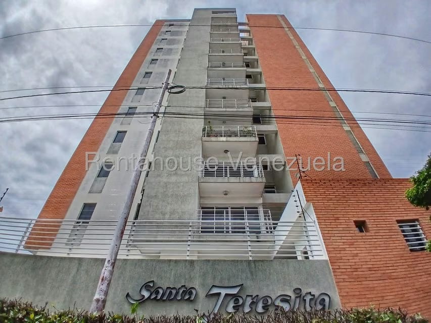 Apartamento (1 Nivel) en Alquiler en Del Este, Lara - 36