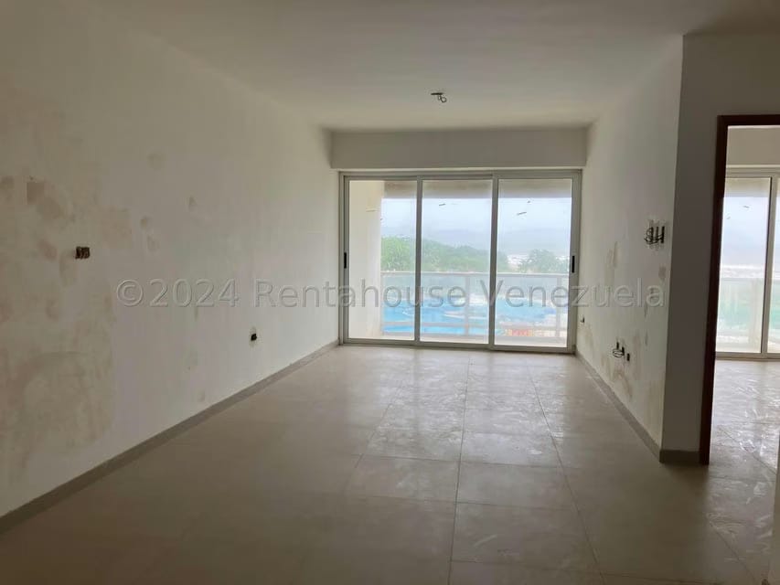 Apartamento (1 Nivel) en Venta en Agua Sal, Miranda - 3