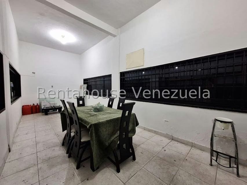 Comercial (Local Comercial) en Venta en Avenida Bolivar, Aragua - 15