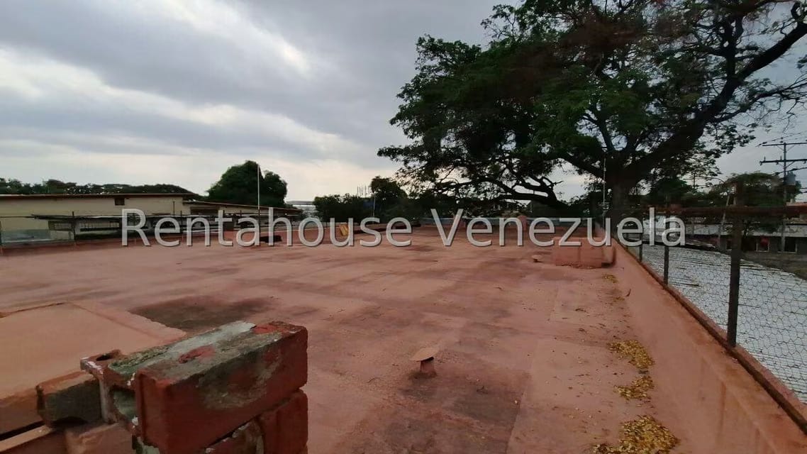 Comercial (Local Comercial) en Venta en Avenida Bolivar, Aragua - 23