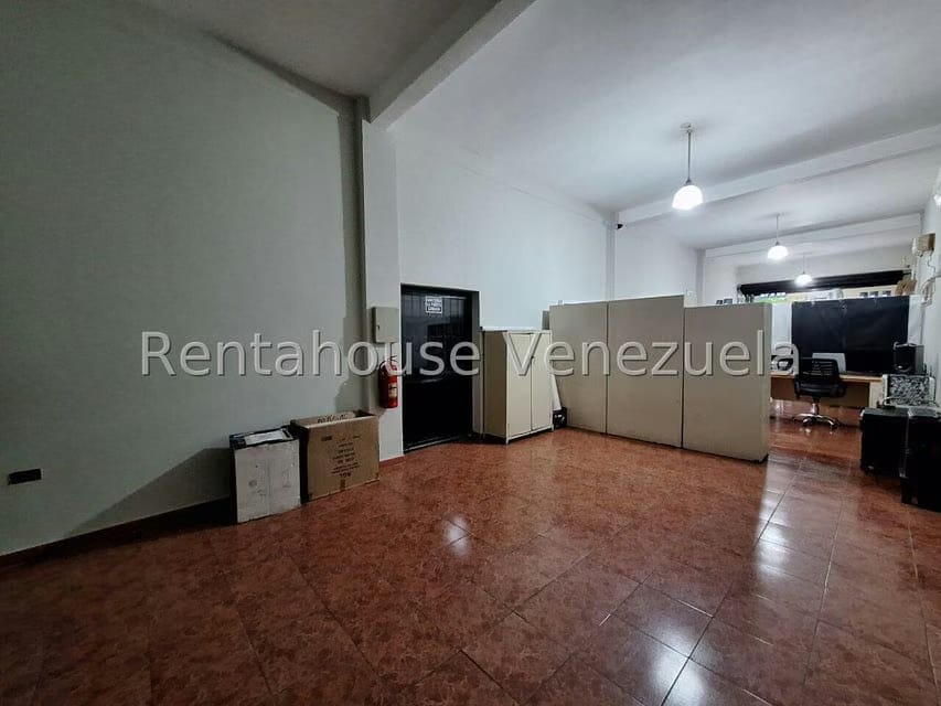 Comercial (Local Comercial) en Venta en Avenida Bolivar, Aragua - 4