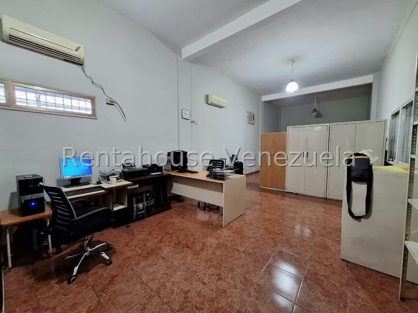 Comercial (Local Comercial) en Venta en Avenida Bolivar, Aragua - 5