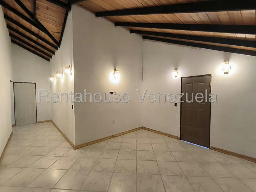 Casa (Multipes Niveles) en Venta en La Colonia Tovar, Aragua - 21
