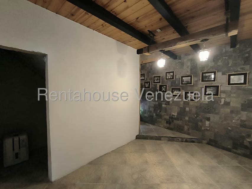Casa (Multipes Niveles) en Venta en La Colonia Tovar, Aragua - 24