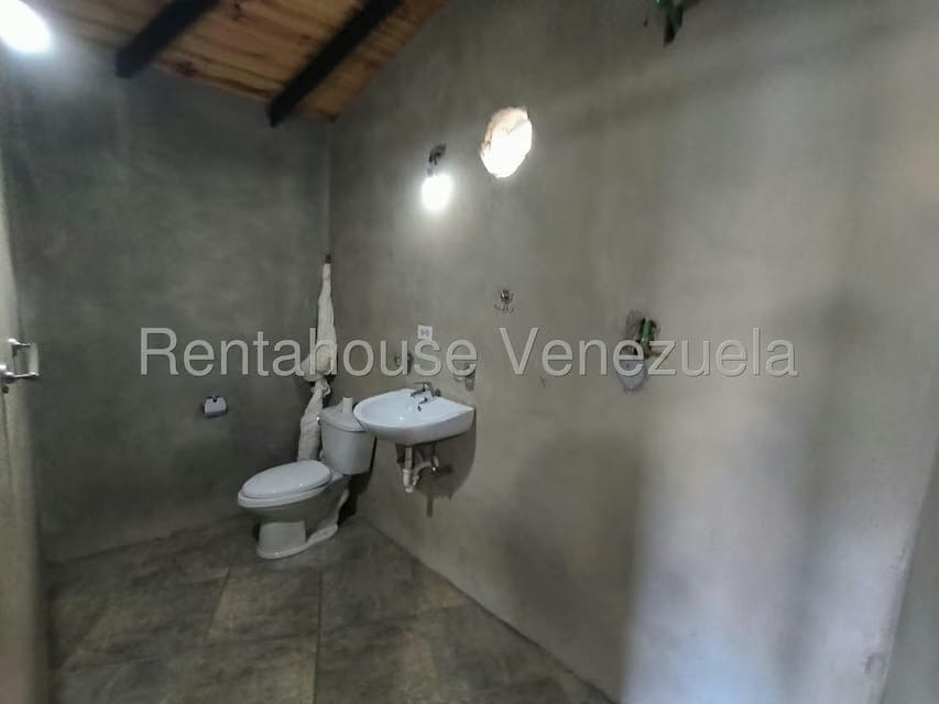 Casa (Multipes Niveles) en Venta en La Colonia Tovar, Aragua - 28