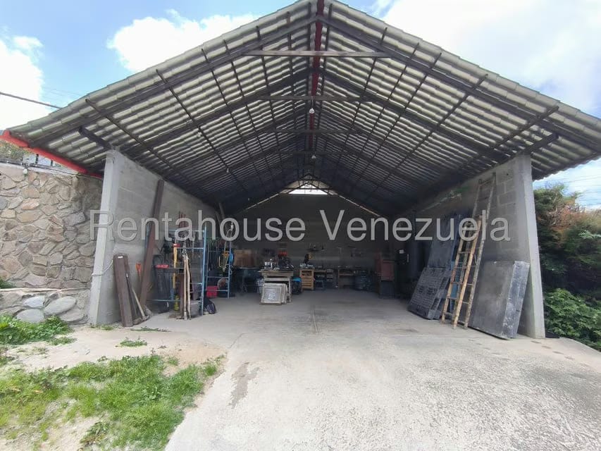 Casa (Multipes Niveles) en Venta en La Colonia Tovar, Aragua - 40