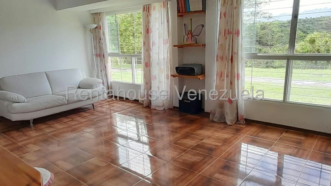 Apartamento (1 Nivel) en Alquiler en Miravila, Distrito Metropolitano - 3