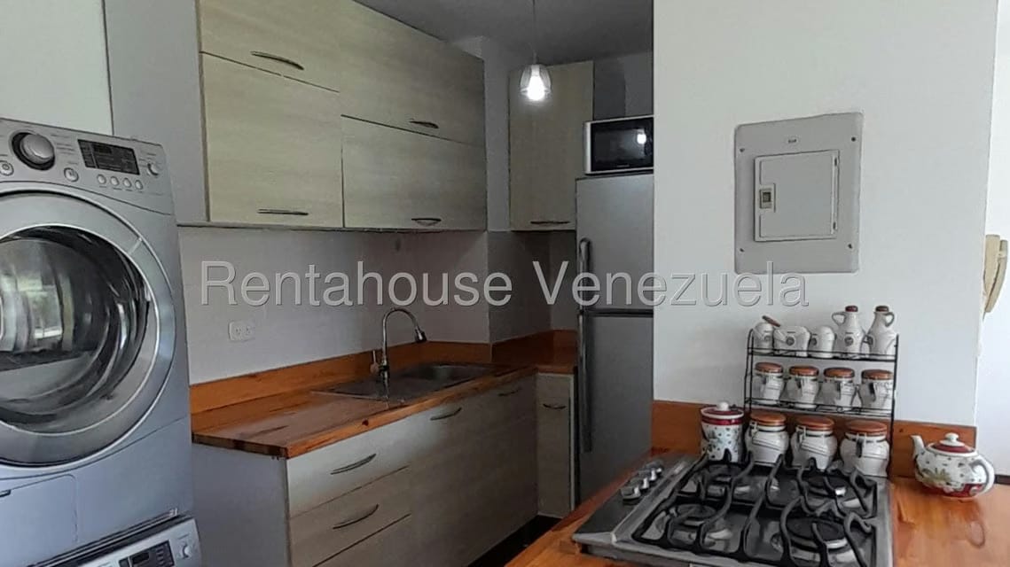 Apartamento (1 Nivel) en Alquiler en Miravila, Distrito Metropolitano - 10