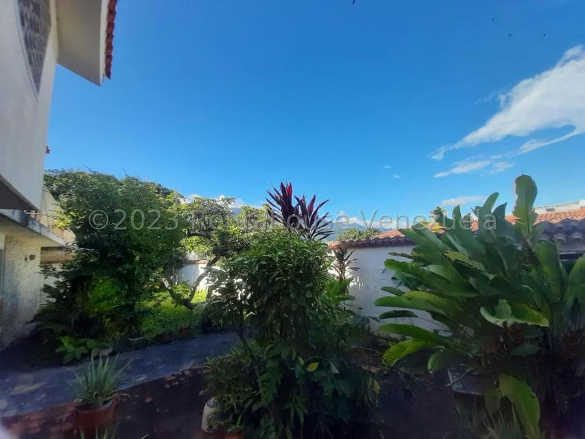 Casa (Duplex) en Venta en Colinas de Los Ruices, Distrito Metropolitano - 2