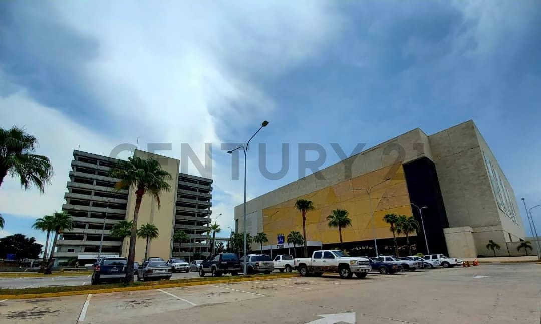 Local Comercial Mall Paseo San Francisco