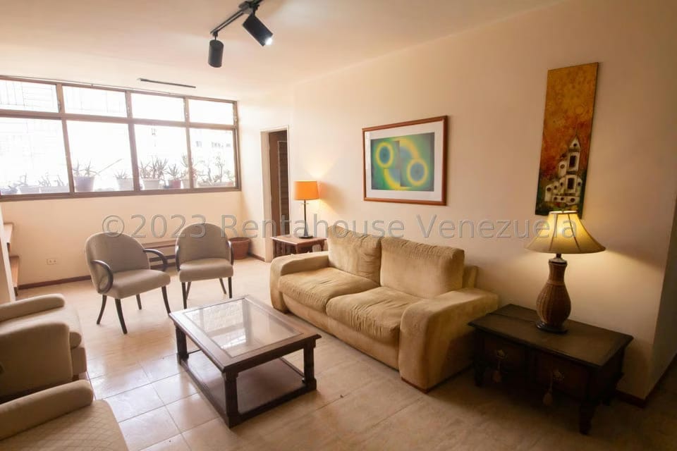 Apartamento (1 Nivel) en Venta en Colinas de Bello Monte, Distrito Metropolitano - 4