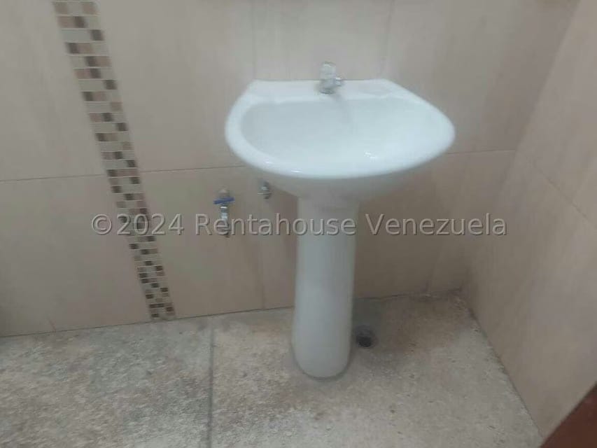 Comercial (Local Comercial) en Venta en Centro, Zulia - 15