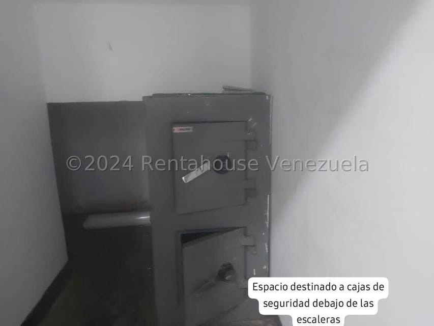 Comercial (Local Comercial) en Venta en Centro, Zulia - 17