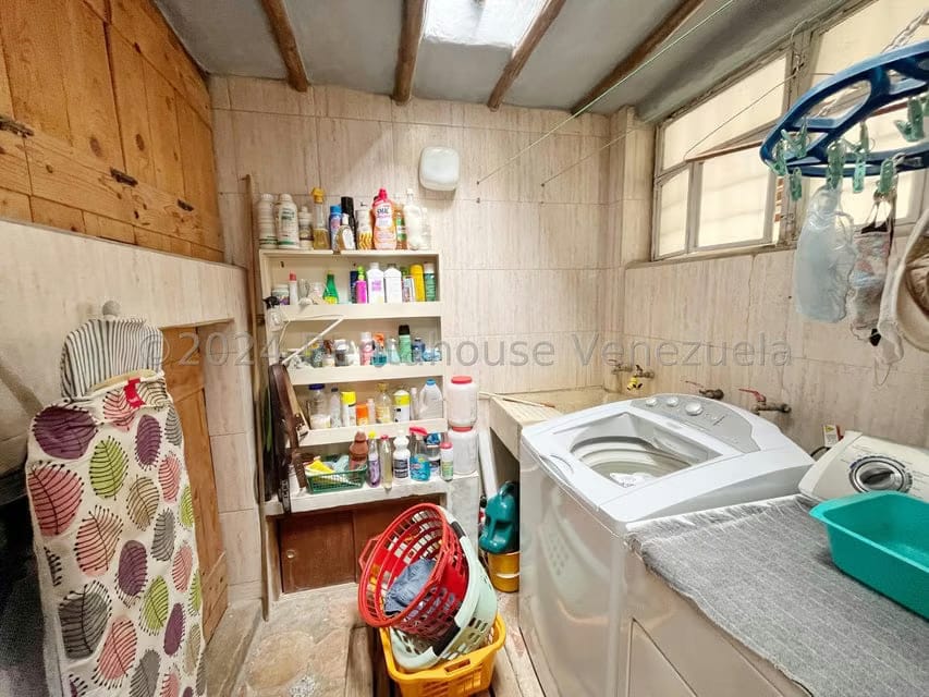 Casa (Multipes Niveles) en Venta en Oripoto, Distrito Metropolitano - 13