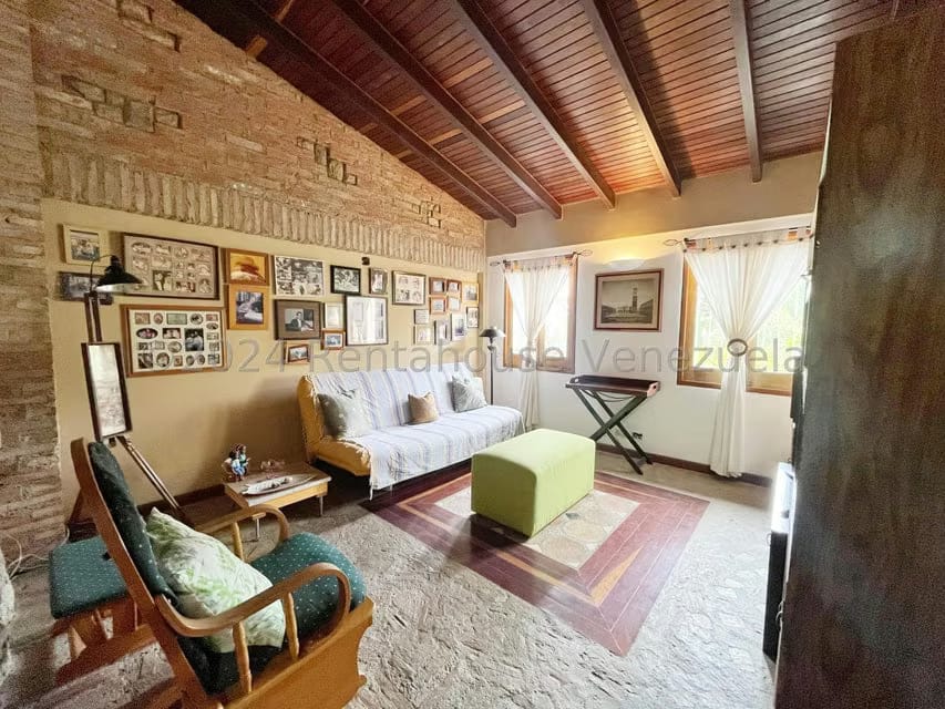 Casa (Multipes Niveles) en Venta en Oripoto, Distrito Metropolitano - 24