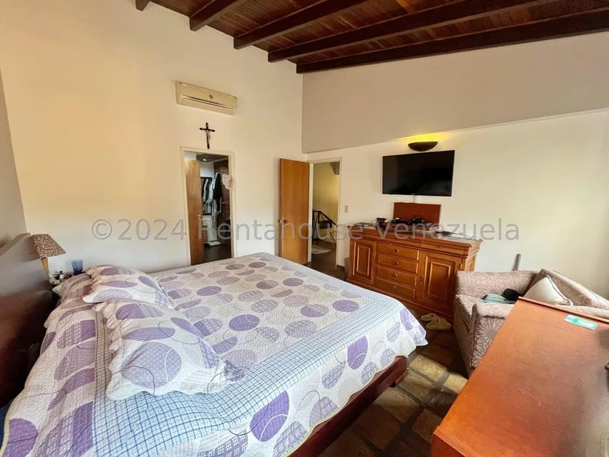 Casa (Multipes Niveles) en Venta en Oripoto, Distrito Metropolitano - 30