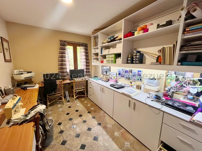 Casa (Multipes Niveles) en Venta en Oripoto, Distrito Metropolitano - 7