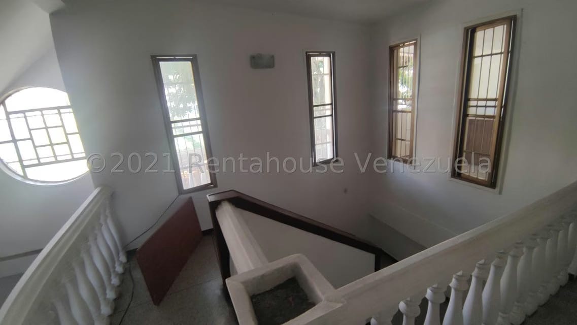 Casa (Multipes Niveles) en Venta en Los Nisperos, Aragua - 8