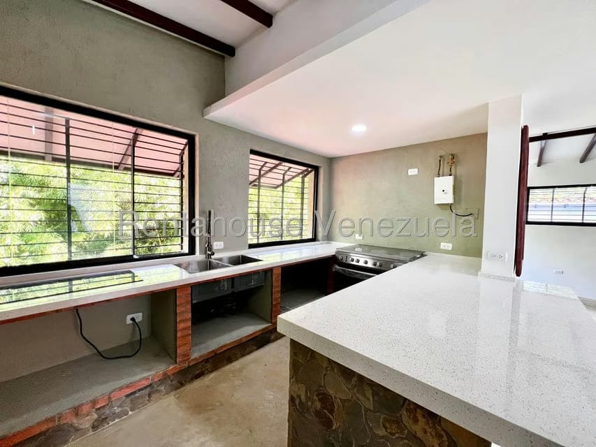 Apartamento (1 Nivel) en Alquiler en Oripoto, Distrito Metropolitano - 3