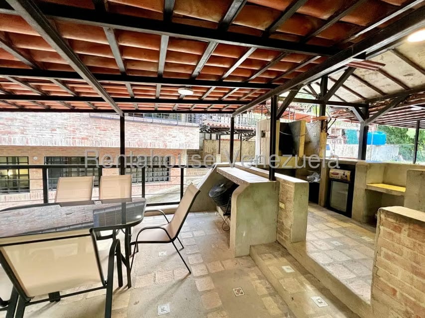 Apartamento (1 Nivel) en Alquiler en Oripoto, Distrito Metropolitano - 22