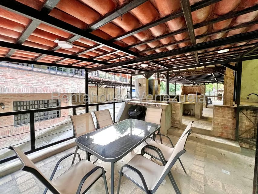 Apartamento (1 Nivel) en Alquiler en Oripoto, Distrito Metropolitano - 32