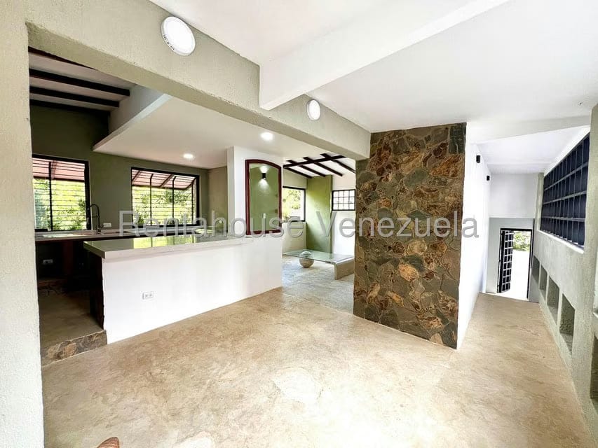 Apartamento (1 Nivel) en Alquiler en Oripoto, Distrito Metropolitano - 5