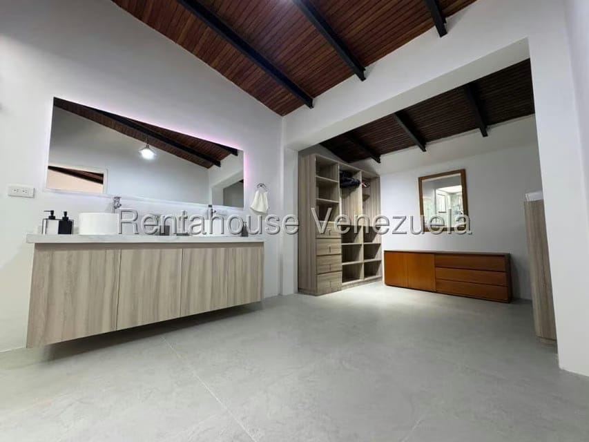 Casa (Duplex) en Venta en Colinas de Bello Monte, Distrito Metropolitano - 20