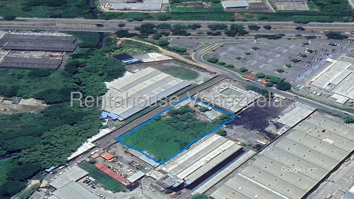 Terreno (Industrial) en Venta en El Marques, Miranda - 2