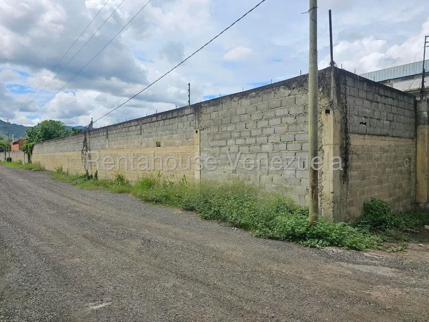 Terreno (Industrial) en Venta en El Marques, Miranda - 5
