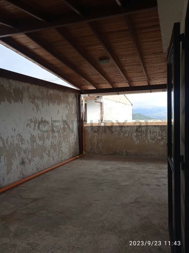 VENTA DE TOWNHOUSE SECTOR LAGUNETICA LOS TEQUES - 29