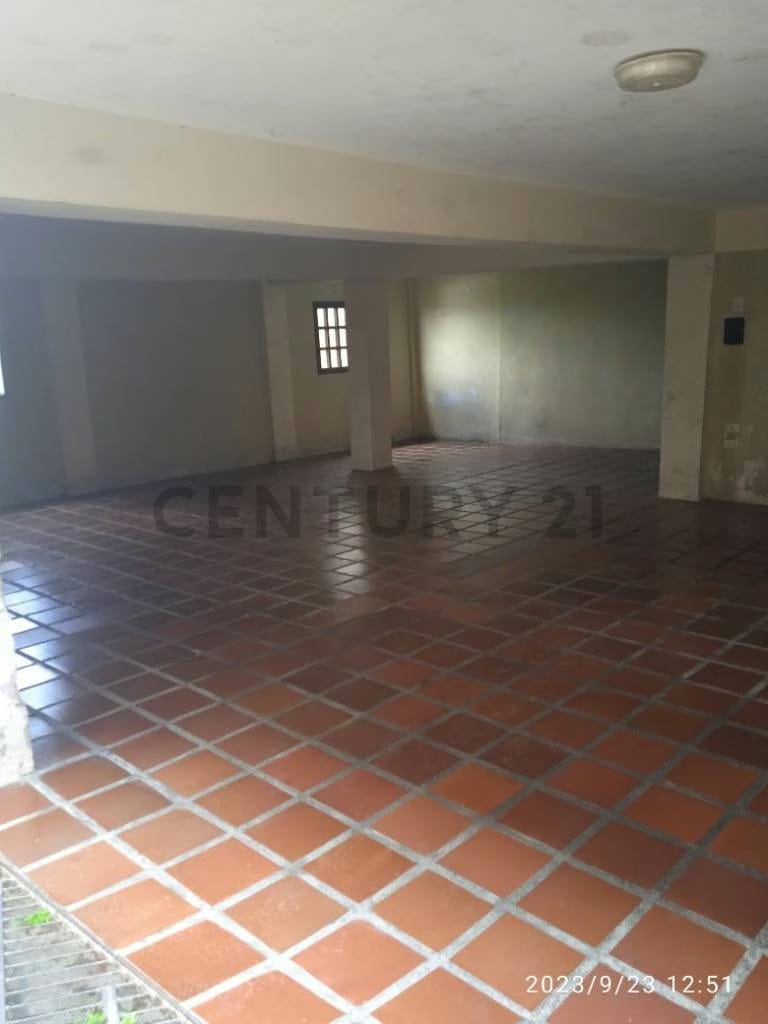 VENTA DE TOWNHOUSE SECTOR LAGUNETICA LOS TEQUES - 4