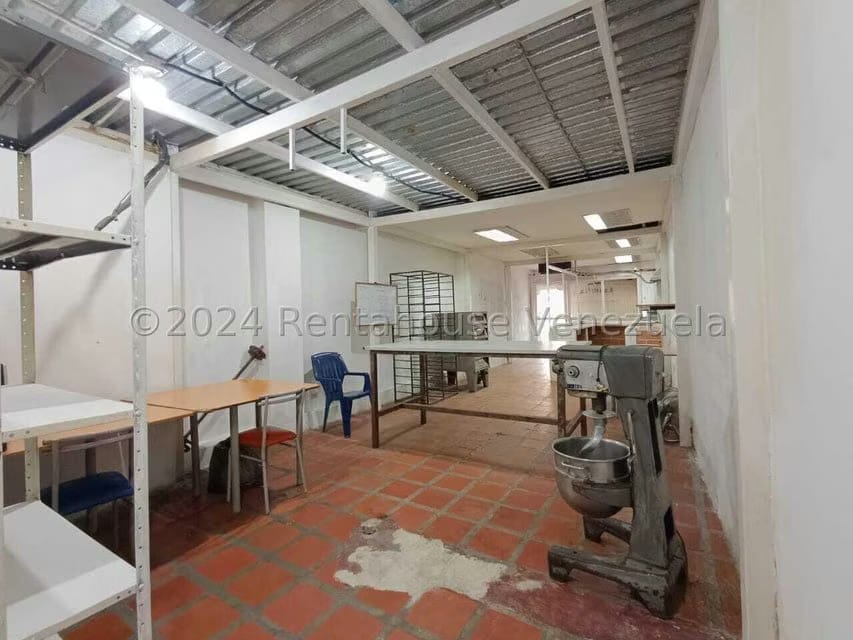 Comercial (Local Comercial) en Alquiler en Zona Centro, Aragua - 10