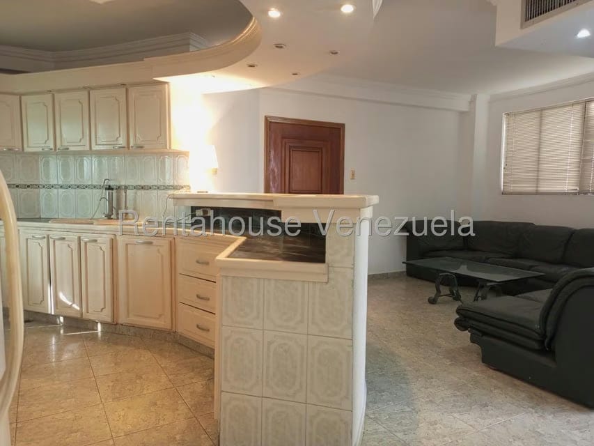Apartamento (1 Nivel) en Venta en Santa Rita, Zulia - 16