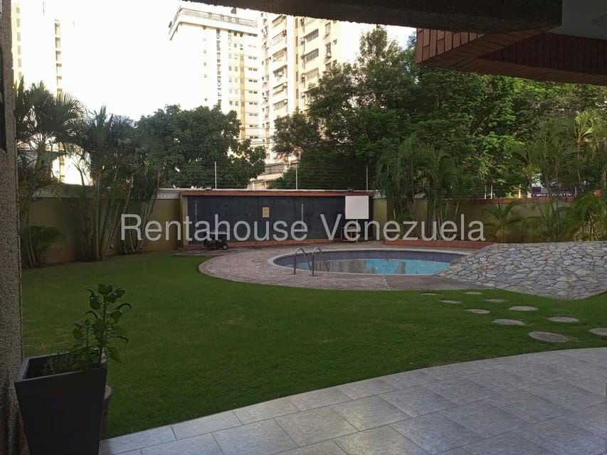 Apartamento (1 Nivel) en Venta en Santa Rita, Zulia - 3