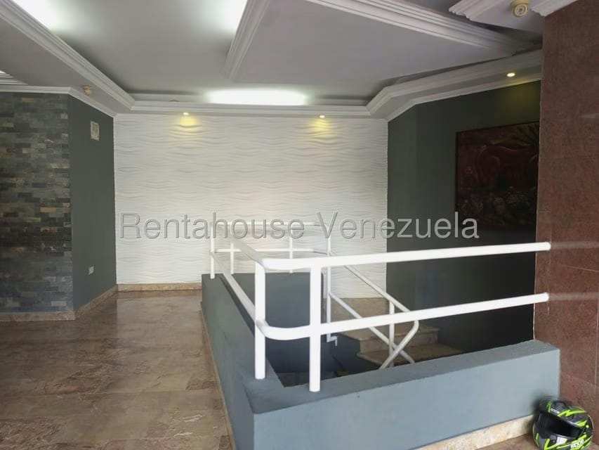 Apartamento (1 Nivel) en Venta en Santa Rita, Zulia - 4