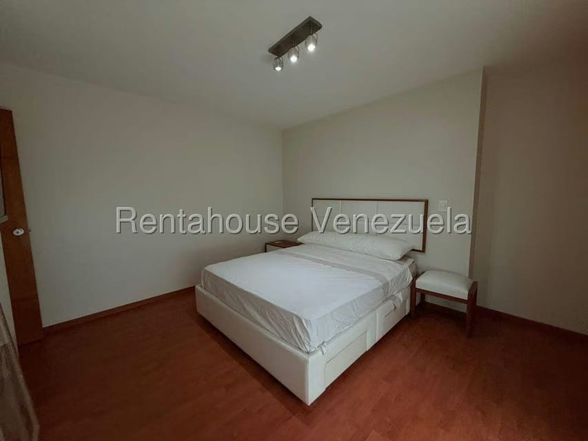Apartamento (1 Nivel) en Alquiler en Los Naranjos de Las Mercedes, Distrito Metropolitano - 7