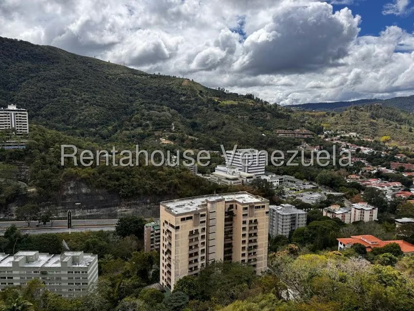 Apartamento (1 Nivel) en Alquiler en Las Esmeraldas, Distrito Metropolitano - 7