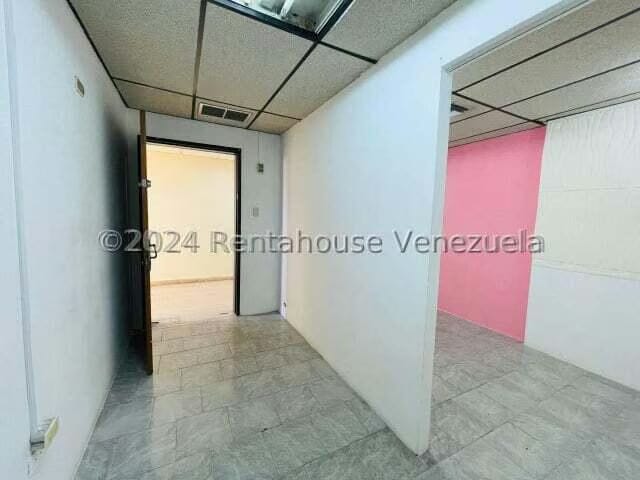 Comercial (Local Comercial) en Alquiler en Avenida Bolivar, Aragua - 9